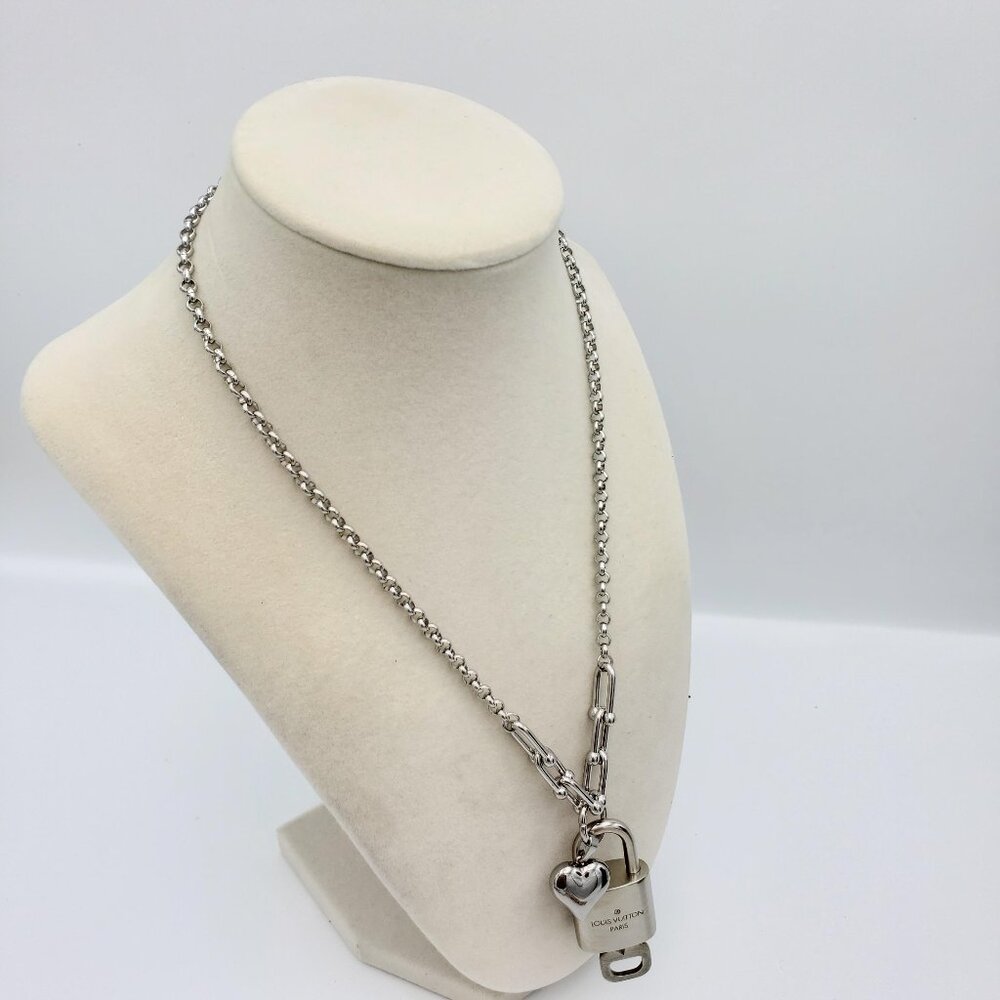 Authentic Louis Vuitton Padlock w/Unbranded Stainless Steel Plated Silver Chain - Picture 3 of 12
